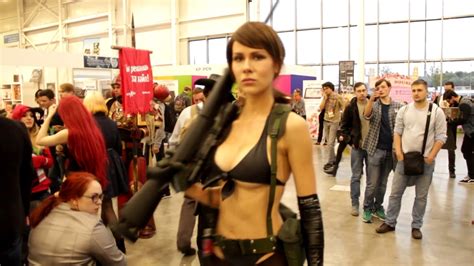 Metal Gear Solid V Quiet Cosplay At Comic Con Russia Youtube