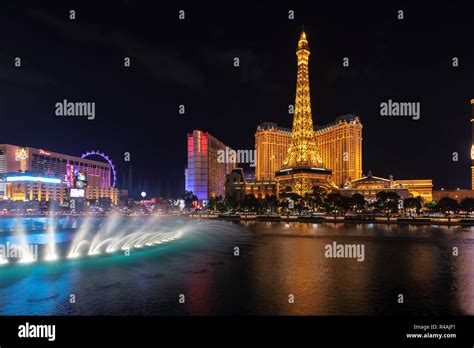 Las Vegas Strip At Night Stock Photo Alamy