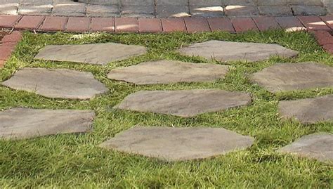 How To Make A Stepping Stone Walkway Lowes