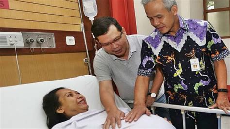 Ganjar Pranowo Penuhi Ngidam Ibu Hamil Kembar 4 Regional