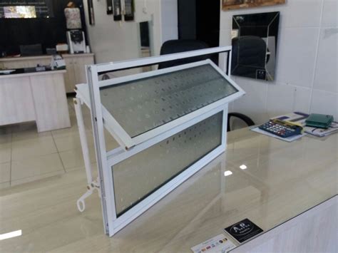 Janela Basculante Alumínio Branco 80x60 Vidro Mini Boreal R 200 00