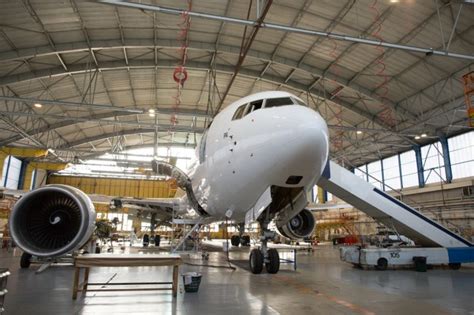 The pilots used the aircraft's ram air turbine as an emergency power source. PHOTO TOUR: An Inside Look at LOT Airline's Aircraft ...