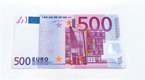 Euro geldscheine eurobanknoten euroscheine bilder ~ es gibt 5 euro scheine es gibt 10 euro scheine es gibt den 20 euroschein dann die 50 euro auf dem 1000 dmark schein ist. Ärger mit der Berliner Sparkasse: Wenn der Geldautomat nur ...