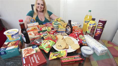 Tammy Jung Woman Force Feeds Herself 5000 Calories A Day In Bid To Be
