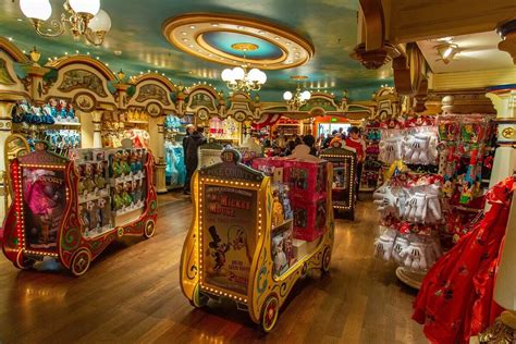 Shopping In Der Main Street Usa Im Disneyland Paris