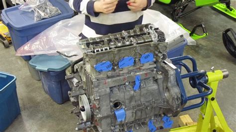 37 Porsche Cayman S Engine Rebuild Torquing Camshaft 1 3 Youtube