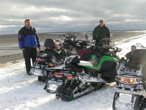 2011 Sledworthy Magazine Ride Snowmobile Motoneige Nb