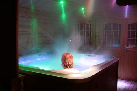 Customers Enjoying A Free Sample Session In The Hydrotherapy Pool And Swedish Sauna Swedish