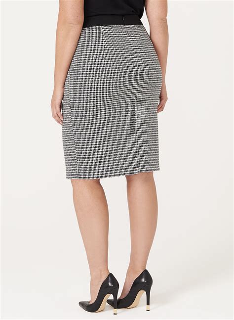 Houndstooth Pencil Skirt Laura