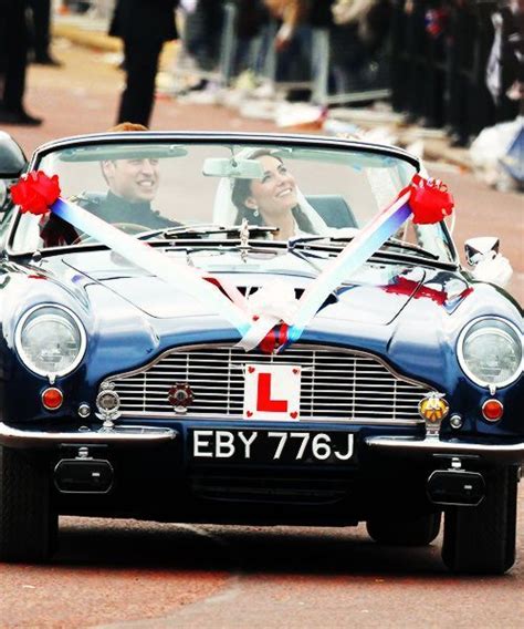 Latest news on prince william, the duke of cambridge, a member of the british royal family who is second in line to the throne. 4/29/11 - I love this photo | Hochzeit prinz william ...