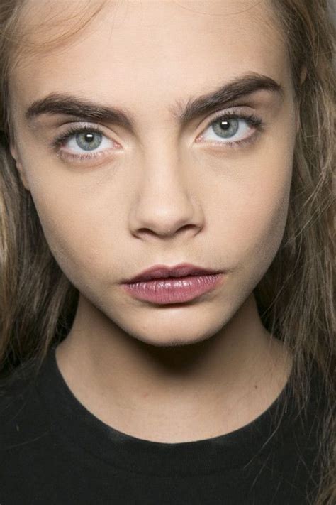 Cara Delevingne Cara Delevingne Beauty Perfect Eyebrows