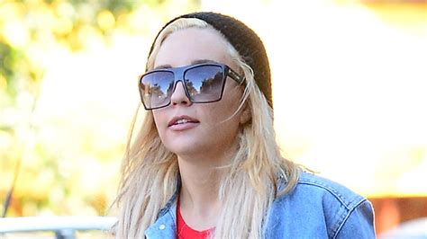 Amanda Bynes Placed On Psychiatric Hold After Roaming Streets Naked Report
