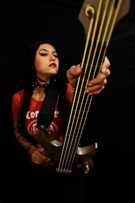 Fernanda Lira Nervosa Ladies Of Metal Metal Girl Female Guitarist Female Musicians Rock N