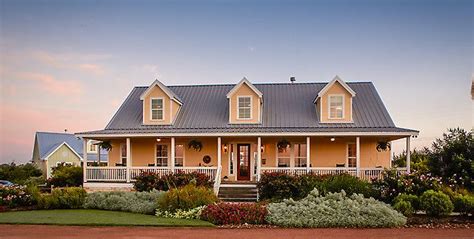 156,000), cindy williams made a left when she. Texas Casual Cottages, this is what we plan on building in ...