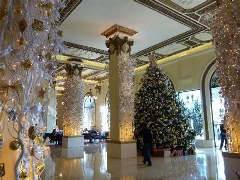 Lobby Christmas Decorations Picture Of The Lobby At The Peninsula