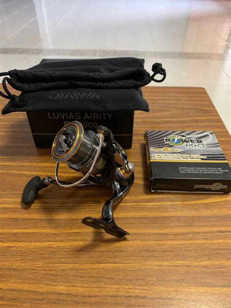 Brand New Daiwa Luvias Airity Lt Free Powerpro Line Sports