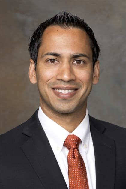 Dr Sajid Khan To Lead New Surgical Oncology Section At Yale