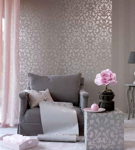 Modern elegant living room wallpaper beside the fireplace. Pretty wallpaper Grey and pink | Bedroom makeover, Bedroom decor, Home
