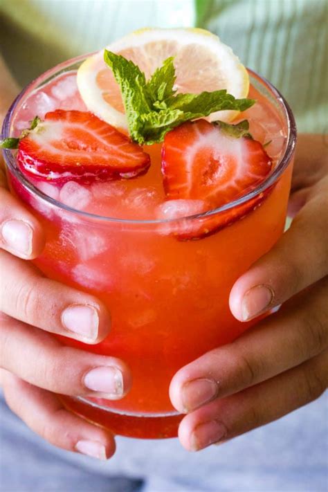 Strawberry Lemonade The Seaside Baker