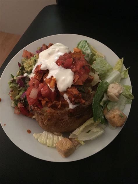Back on the wagon today. Mexican Jacket Potato • /r/food | Food, Food and drink ...