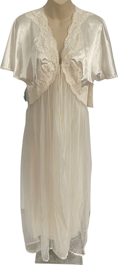 Vintage 80s Nwt Bridal Nightgown And Robe Set By Val Mode Shop Thrilling
