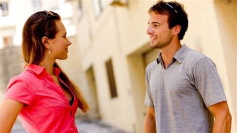 How To Seduce A Man Without Saying A Word ⬅️ 15 Secrets