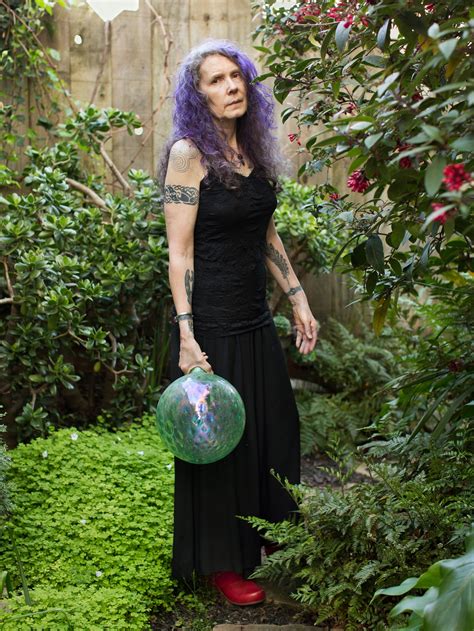 The Many Faces Of Women Who Identify As Witches The New Yorker