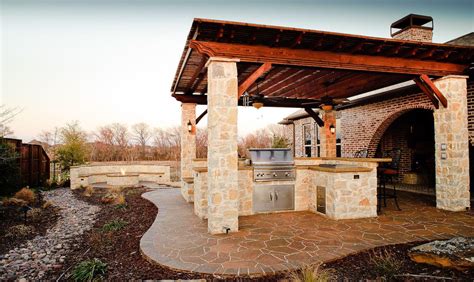 10 Tips For Creating Perfect Outdoor Kitchen In The