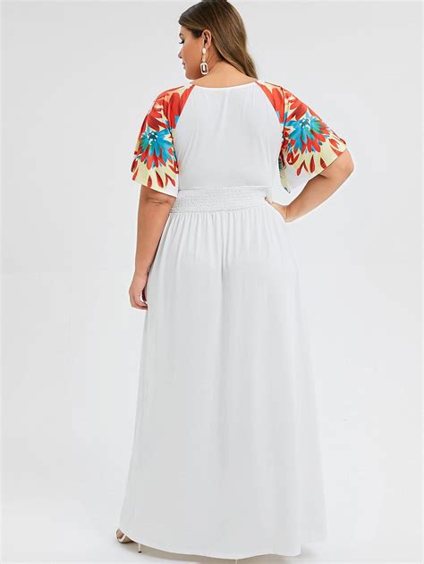 39 Off 2020 Plus Size Floral Print Smocked Maxi Dress In White