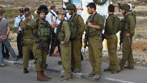 Israeli Police Shoot Two Alleged Palestinian Attackers One Dead Al