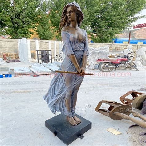 Blve Garden Life Size Metal Standing Beautiful Wind Girl Naked Statue Bronze Sexy Woman