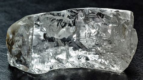 Worlds Largest Flawless Diamond Ever To Be Auctioned Will Be Unveiled