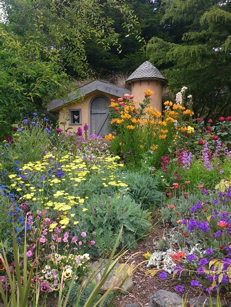 Stunning 30 Cottage Garden Ideas 30 Cottage