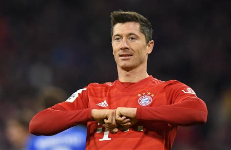 He joins messi, ronaldo and ibrahimovic as the fourth active player to reach the. Sport | Bayern-Leipzig : Lewandowski contre Werner, un ...
