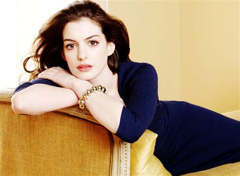 Hollywood All Stars Anne Hathaway Hd Wallpapers 2013