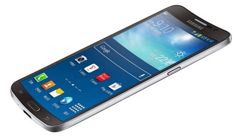 Samsung Introduces Curved Display Smartphone