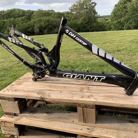 Giant Dh Comp 2004 Frame In Welwyn Hatfield For £24500 For Sale Shpock