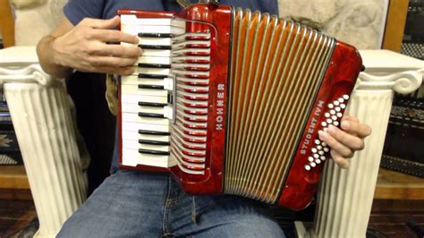 What do the buttons on an accordion do? How to Play a 32 Bass Accordion - Lesson 2 - Three Chord ...