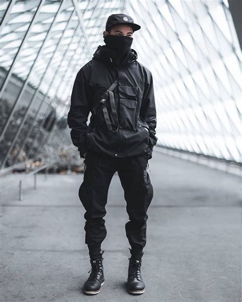 Do You Feel People Think Different About You If You Wear Techwear