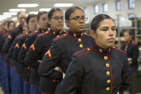 Historic Uniform Change For Female Marines ‘there Will Be No Doubts