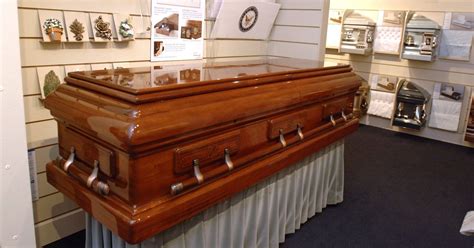 Know your rights when making funeral arrangements