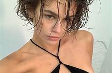 gerber kaia leaked 1410 1311 purepeople crawford scandalplanet kaiagerber celebmafia theplace2 breasts