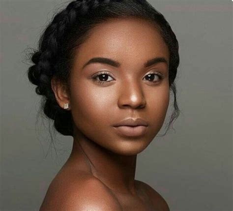 13 Makeup Looks To Inspire The Bride To Be Natural Makeup Looks Dark Skin Makeup Natural Makeup