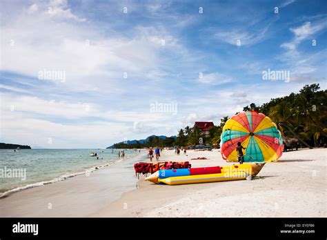 Malaysia Beach Women Hi Res Stock Photography And Images Alamy