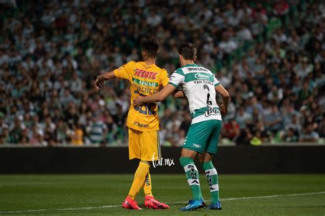 Santos futebol clube, commonly known simply as santos or santos fc, is a brazilian sports club based in vila belmiro, a bairro in the city o. Santos vs Tigres J6 C2020 Liga MX // _NZ65746.jpg - TAR.mx