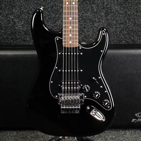 Fender Blacktop Stratocaster Whard Case 2nd Hand Rich Tone Music