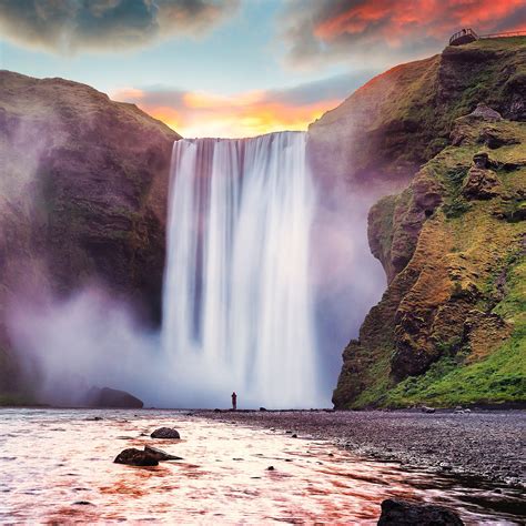 Meet Icelands Stunning Skógafoss Waterfall Skogafoss Waterfall