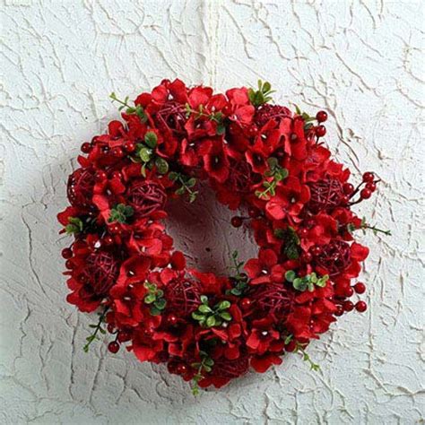 Send Beautiful Christmas Wreath Online From Bookmyflowers