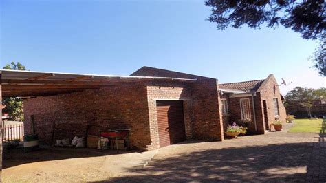 2 Bedroom House For Sale For Sale In Piet Retief Home Sell