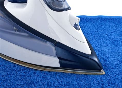 8 Things You Didnt Know A Clothes Iron Can Do How To Iron Clothes